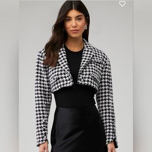FOR LOVE AND LEMONS Bonnie Cropped Houndstooth Blazer. Size M NWT
